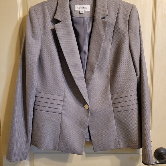 Calvin Klein Jackets & Blazers - Calvin Klein Gray & White Jacket 14